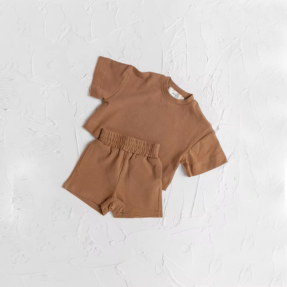 2023 European New Fashion Men's and Women's Baby Set Solid Summer Short Sleeve Shorts Two Piece Sports Set Newborn Baby Clothing