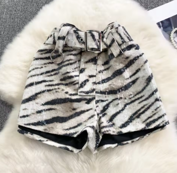 Winter Sequined Casual Wide Leg Short Pants Women Leopard High Waist Thermal Shorts Tights Sexy & Cub Slim Thicken Shorts Pants