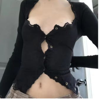 y2k Vintage Lace Trim Black T-shirt Button Low Cut Long Sleeve Slim Fit Crop Top Elegant Lady Fairycore Grunge Retro Tees Women